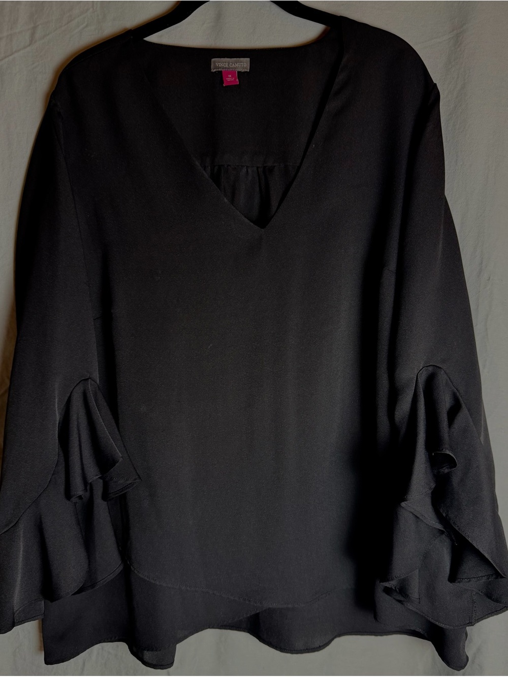 Vince Camuto Blouse Womens XL Black Ruffle Bell Sleeve V Neck Asymmetrical